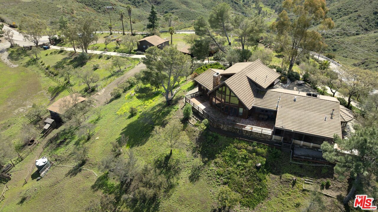 Property Photo:  33007   Mulholland Hwy  CA 90265 