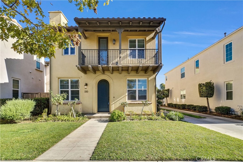 Property Photo:  180 S Heartwood Way  CA 92801 