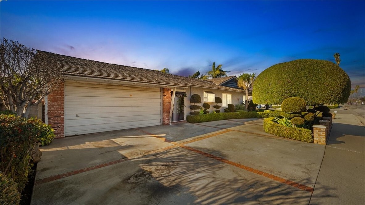 Property Photo: 1338 E Thackery Avenue CA 91790