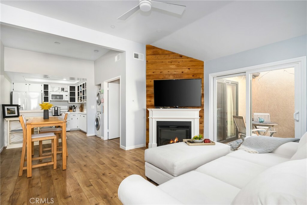 Property Photo: 1062 Calle Del Cerro 1220 CA 92672
