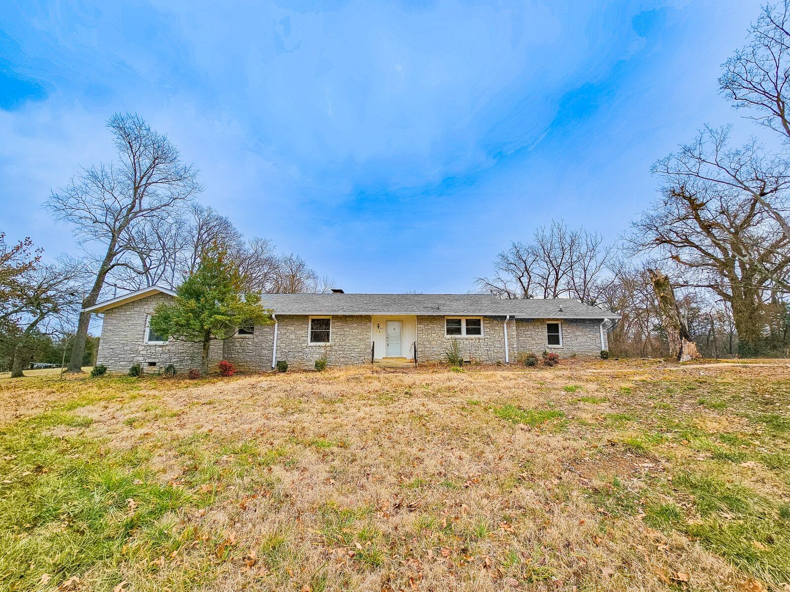 Property Photo: 875 Yell Rd TN 37091