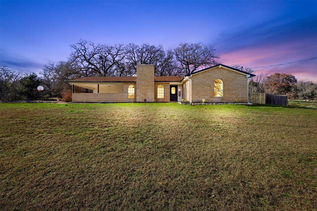 Property Photo:  1113 Willow Creek Drive  TX 76028 