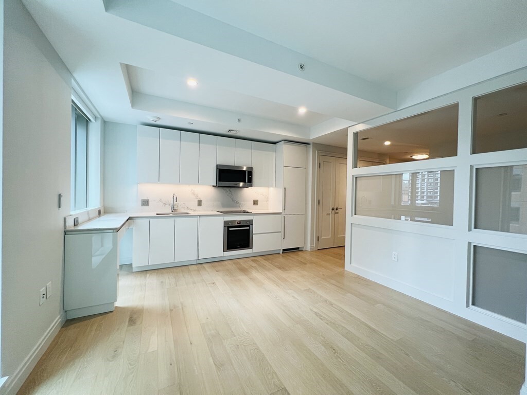 Property Photo:  133 Seaport Blvd 1221  MA 02210 