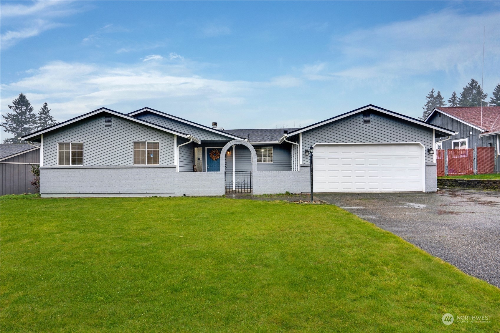 Property Photo: 15426 21st Avenue Ct E WA 98445