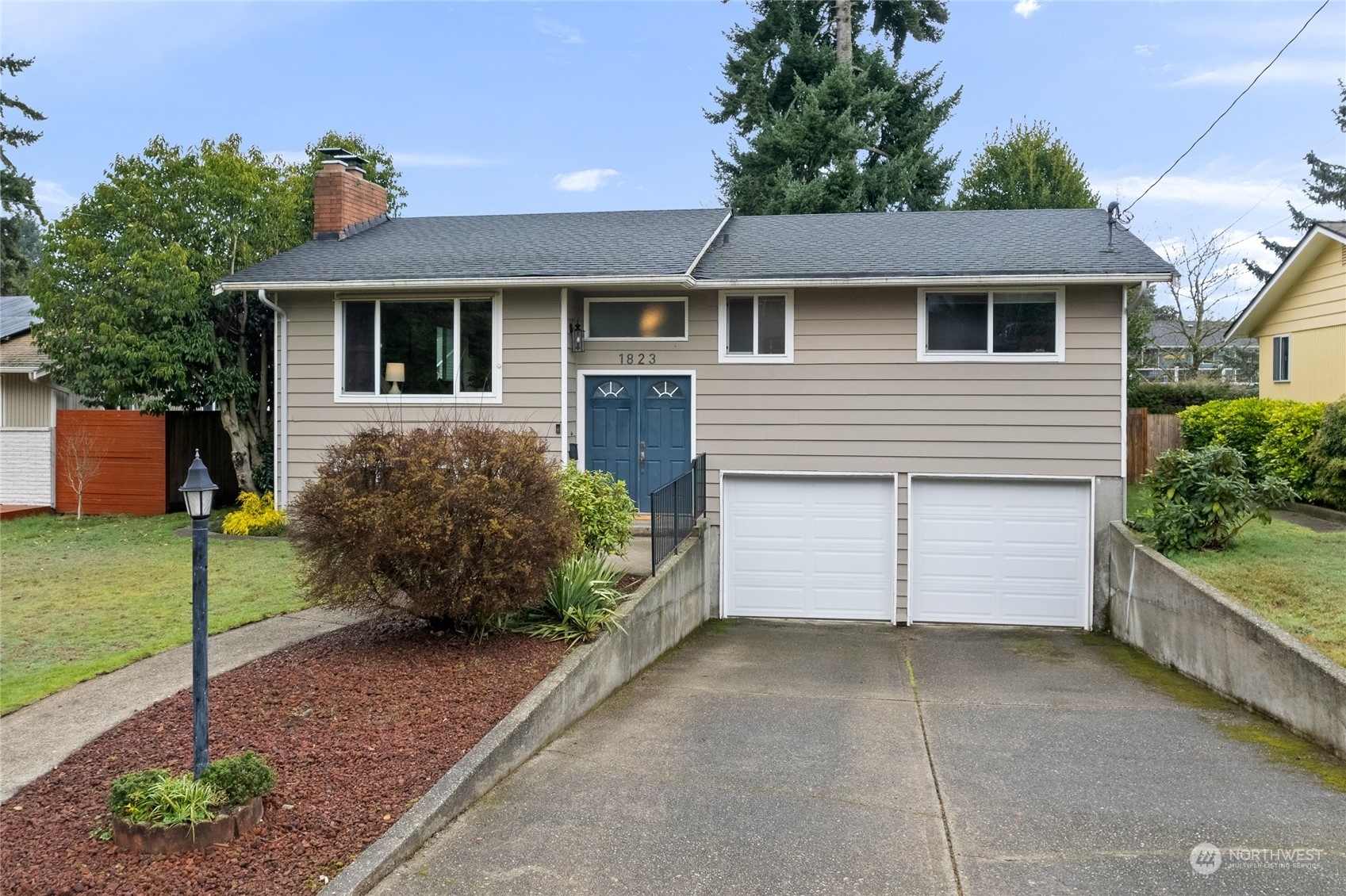 Property Photo:  1823 N Vassault Street  WA 98406 