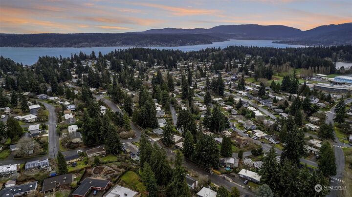 Property Photo: 16017 Lake Hills Boulevard WA 98008