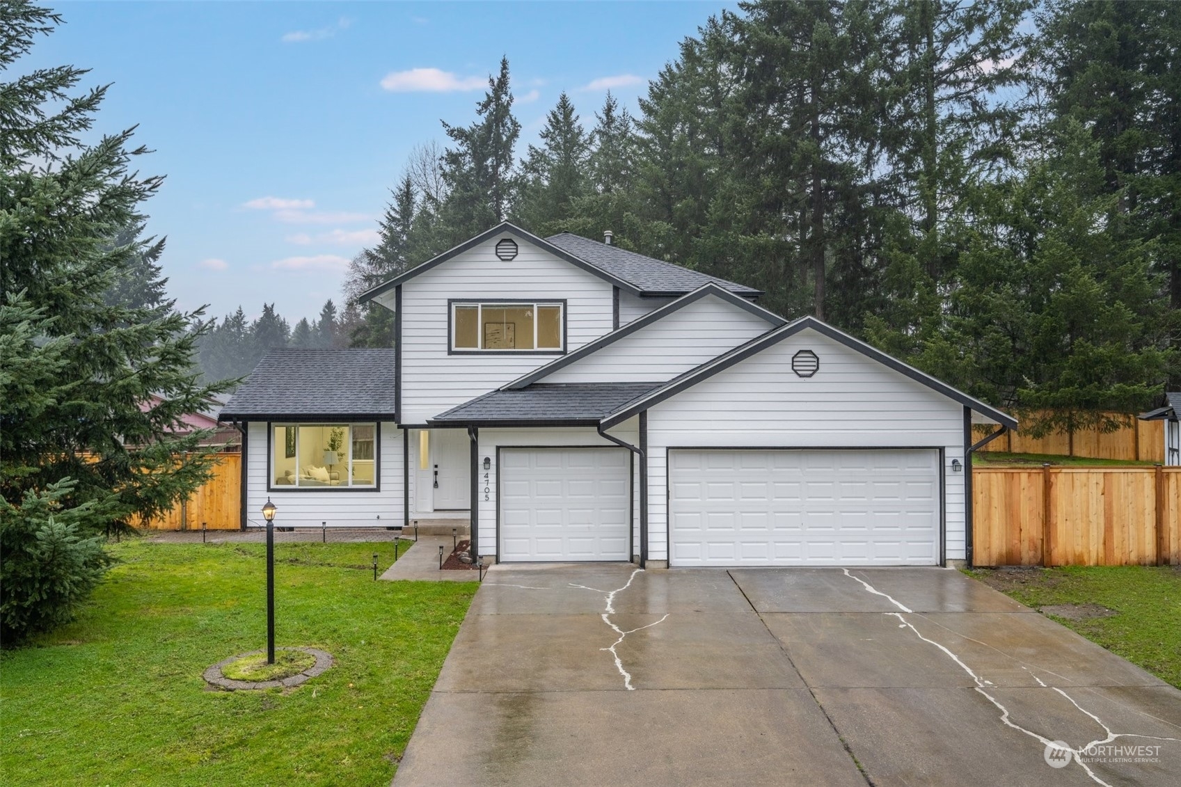 Property Photo:  4705 247th Street E  WA 98338 