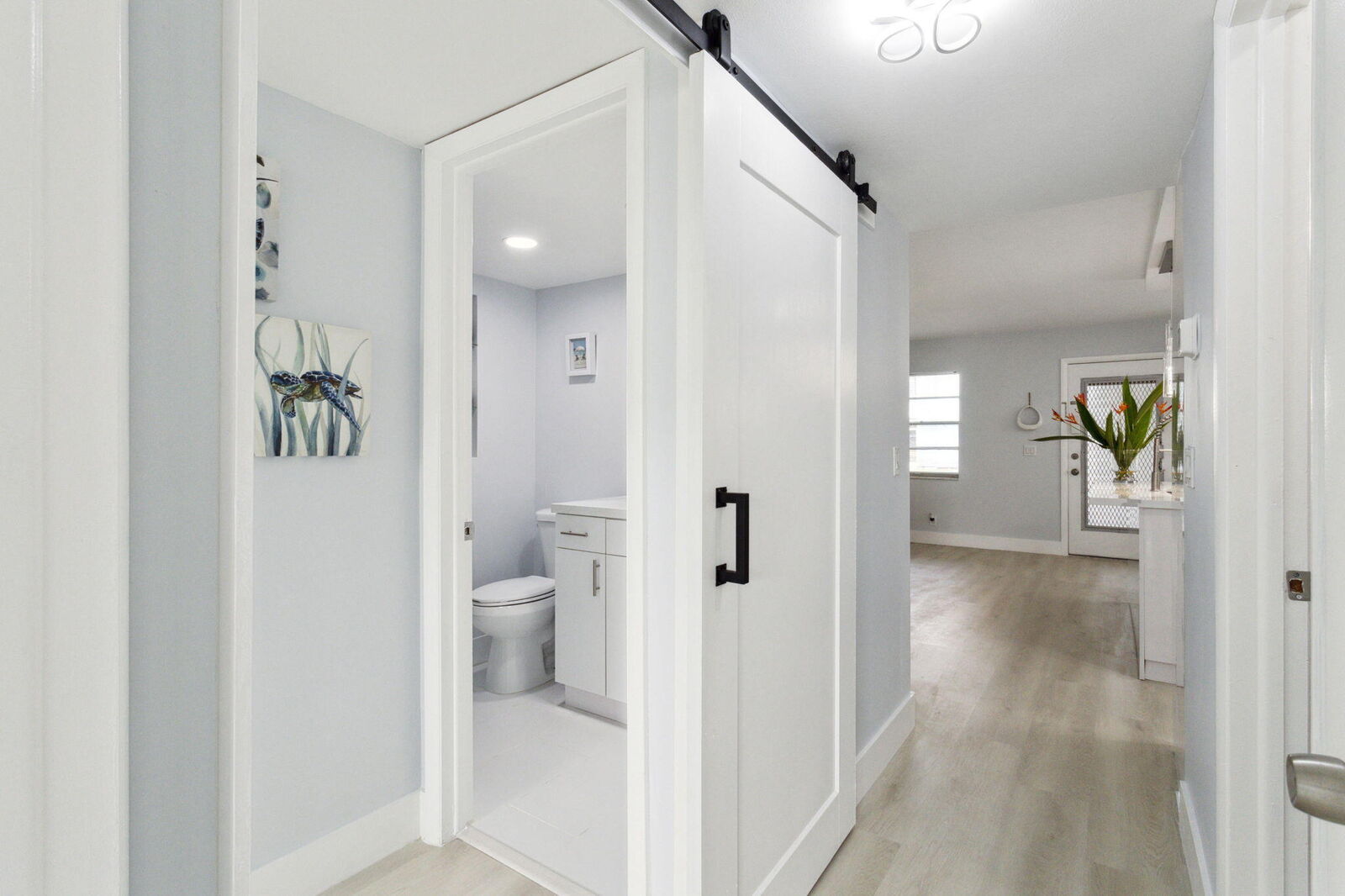 Property Photo:  916 Flanders T  FL 33484 