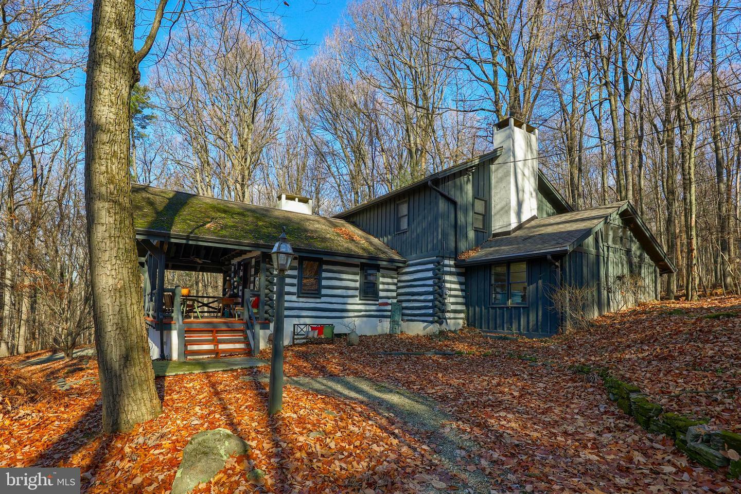 Property Photo: 204 Oak Avenue PA 17064