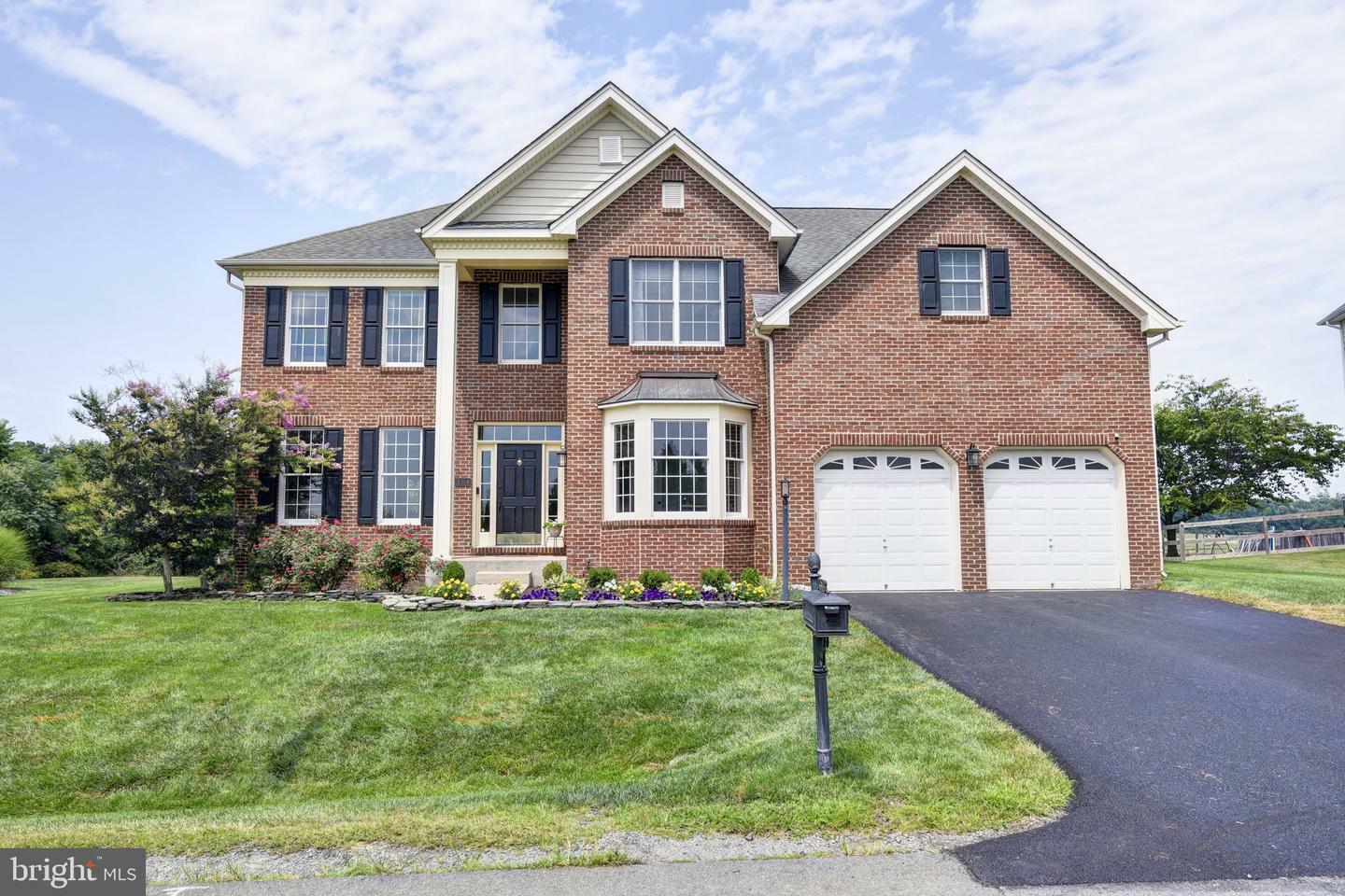 Property Photo:  43314 Farewell Dance Drive  VA 20176 