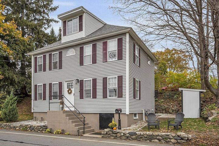 Property Photo: 16 Townsend Rd MA 01450