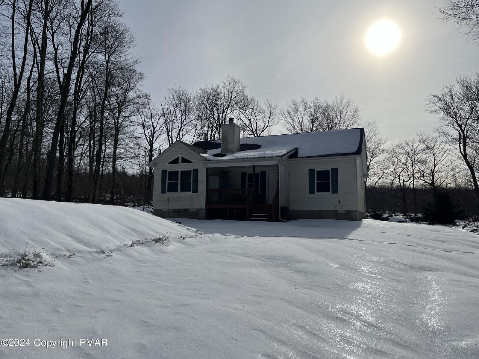 Property Photo:  1185 Iroquois Avenue  PA 18424 