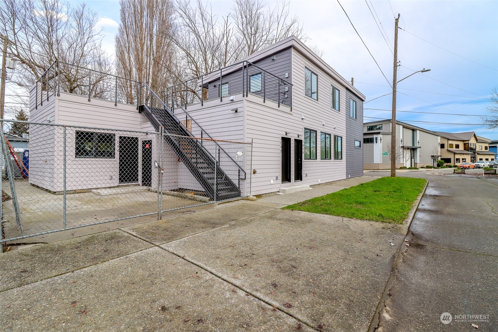 Property Photo:  8333  Dallas Avenue S  WA 98108 