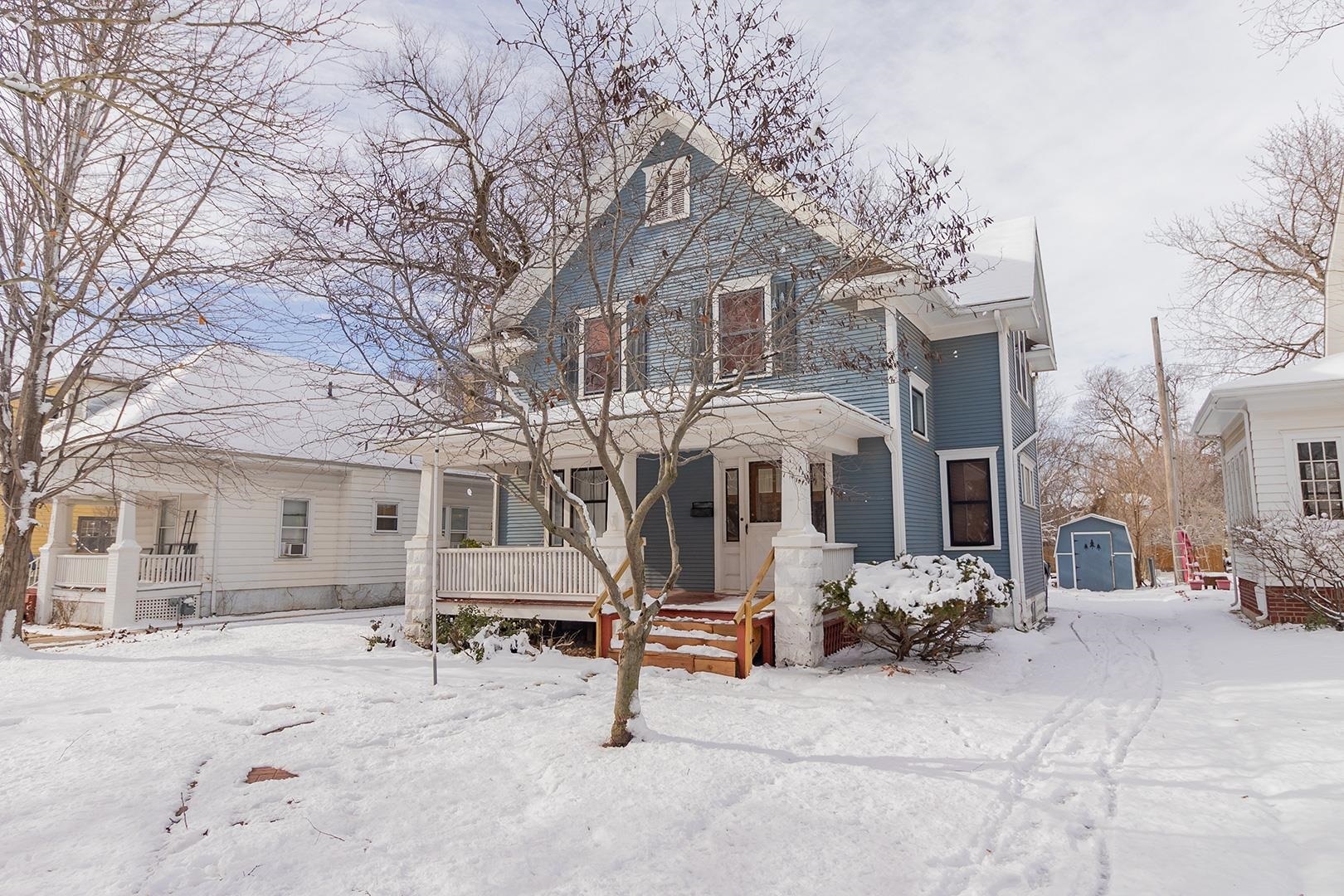 Property Photo:  119 S Pine St  KS 67114 