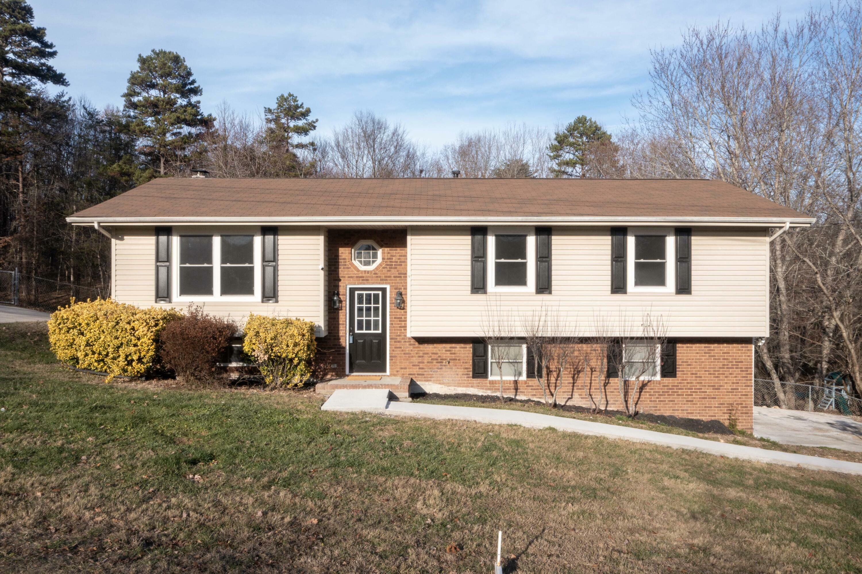 Property Photo:  1109 Copperwood Drive  TN 37343 