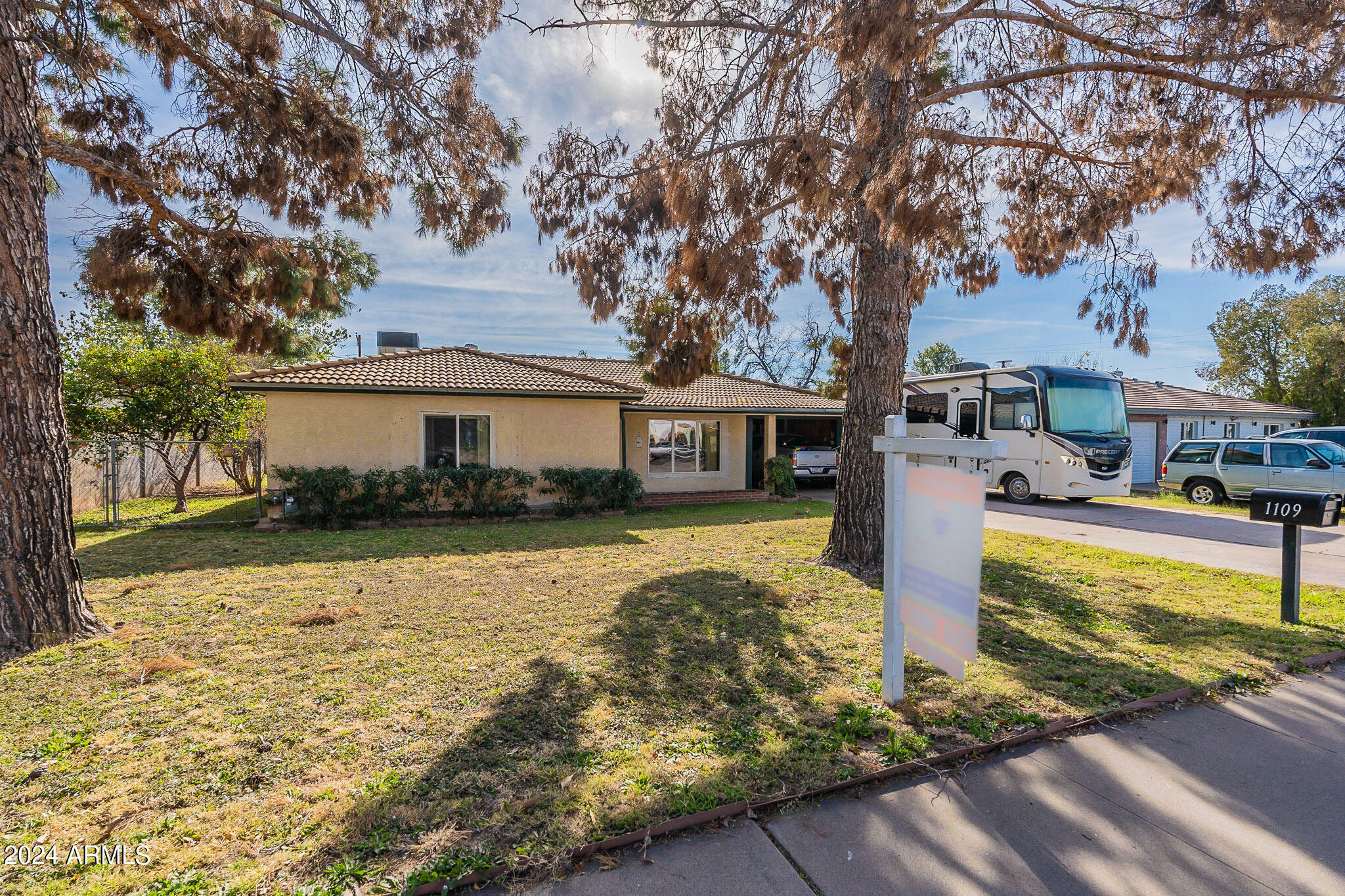 Property Photo:  1109 E Jarvis Avenue  AZ 85204 