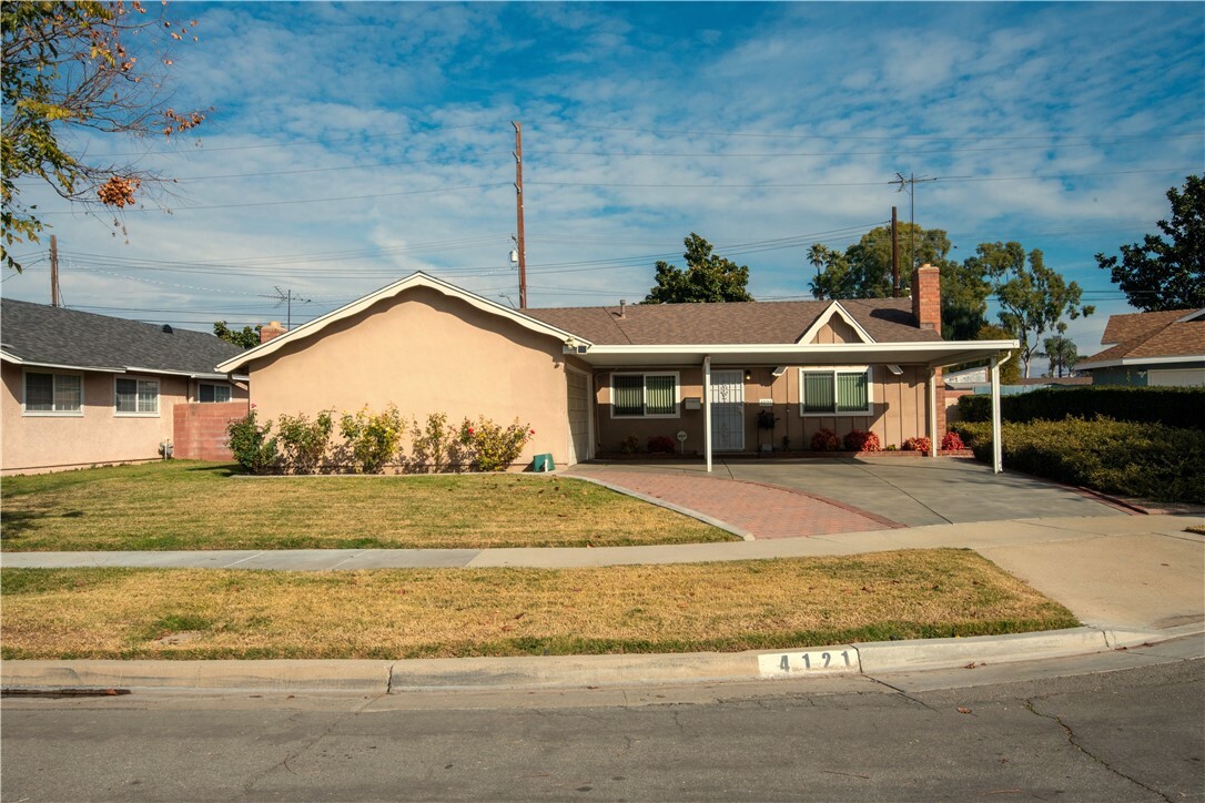 Property Photo:  4121 Broadmoor Street  CA 92503 