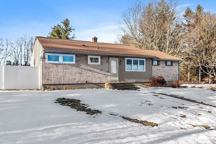 Property Photo:  21 Lovell St  MA 01473 