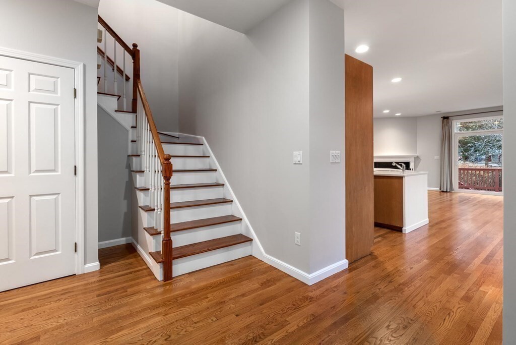 Property Photo: 17 Tanglewood Rd 17 MA 02459