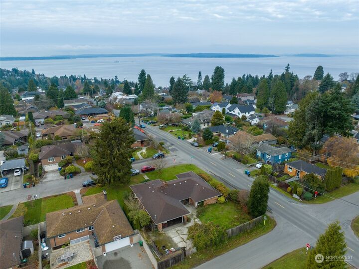 Property Photo:  9518 18th Avenue NW  WA 98117 