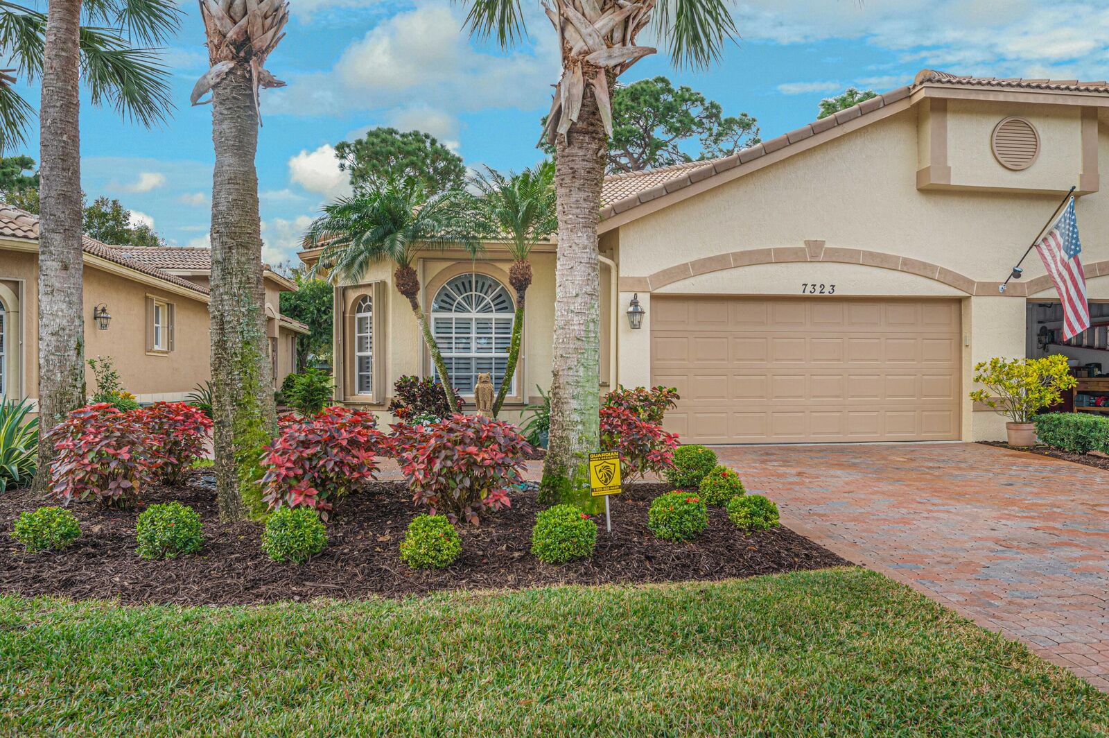 Property Photo: 7323 Sea Pines Court FL 34986