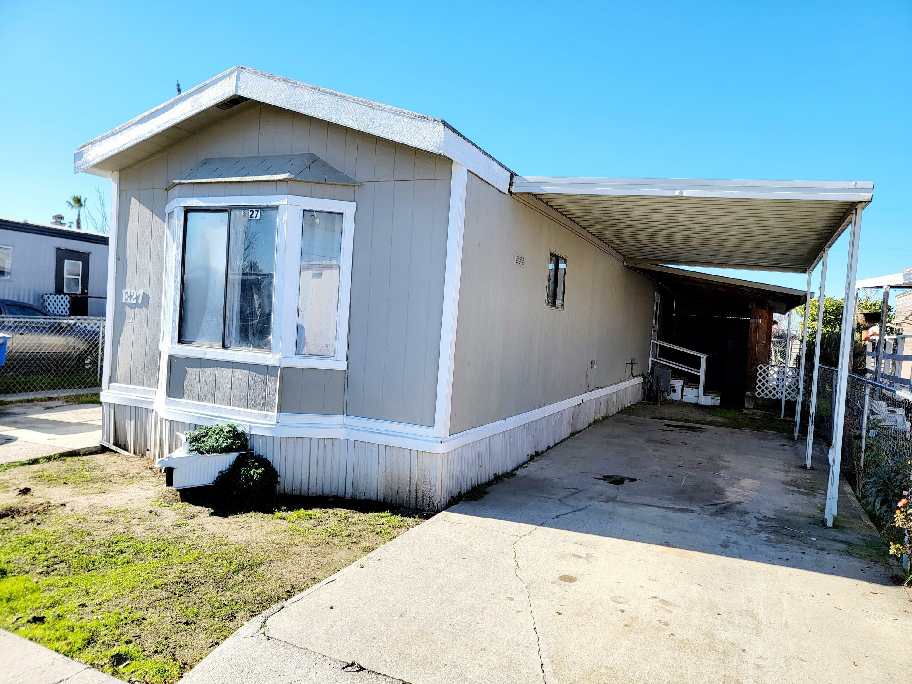 414 W Hanford-Armona Road E-27  Lemoore CA 93245 photo