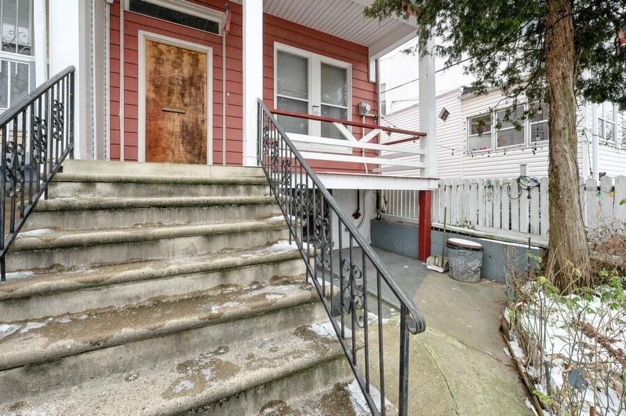Property Photo: 2150 Hughes Avenue NY 10457
