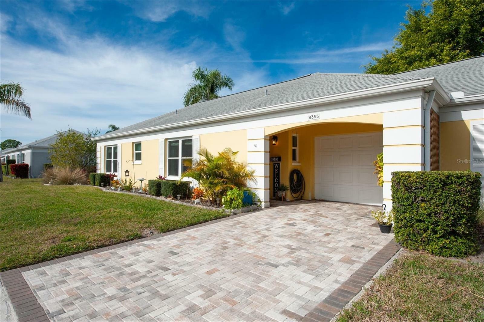 Property Photo:  8355 Candlewood Road 8355  FL 33777 