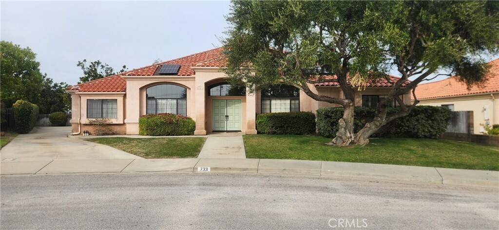 Property Photo:  733 Manda Drive  CA 93455 