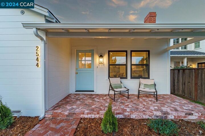 2544 Eaton Ave  Redwood City CA 94062 photo