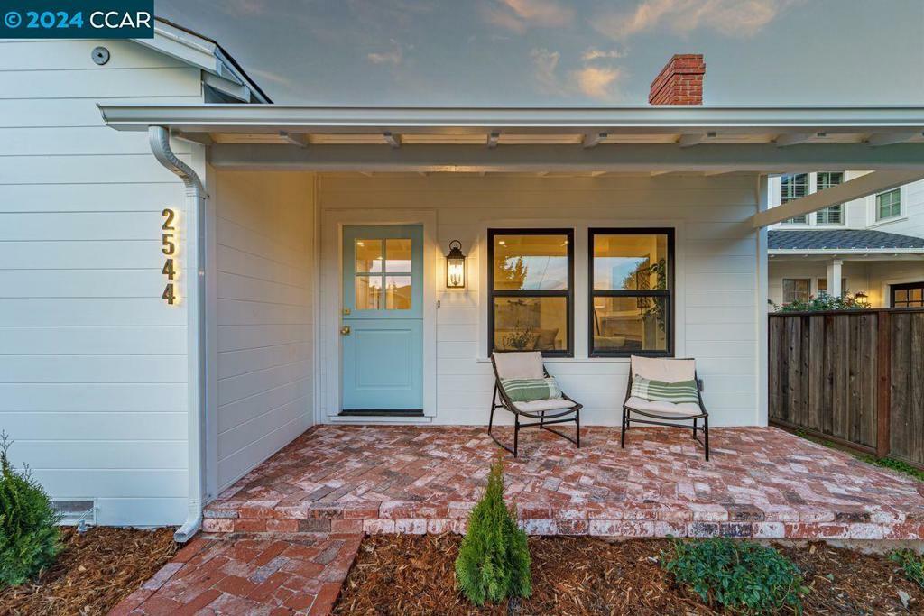 Property Photo:  2544 Eaton Ave  CA 94062 