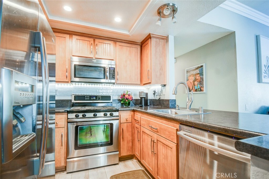 Property Photo: 28951 Canyon Oak Drive 8 CA 92679