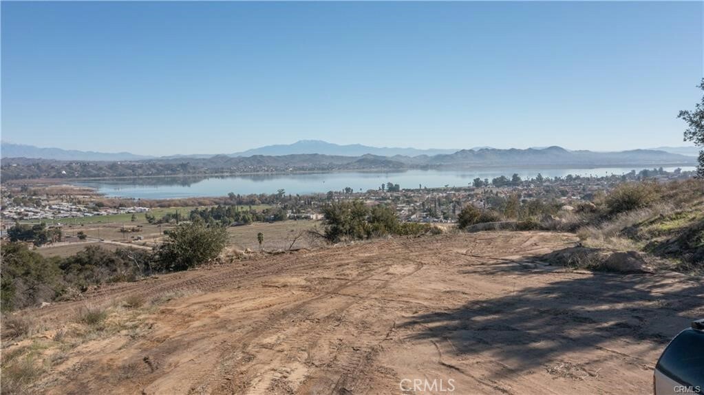 Property Photo:  31 Lakeview  CA 92530 