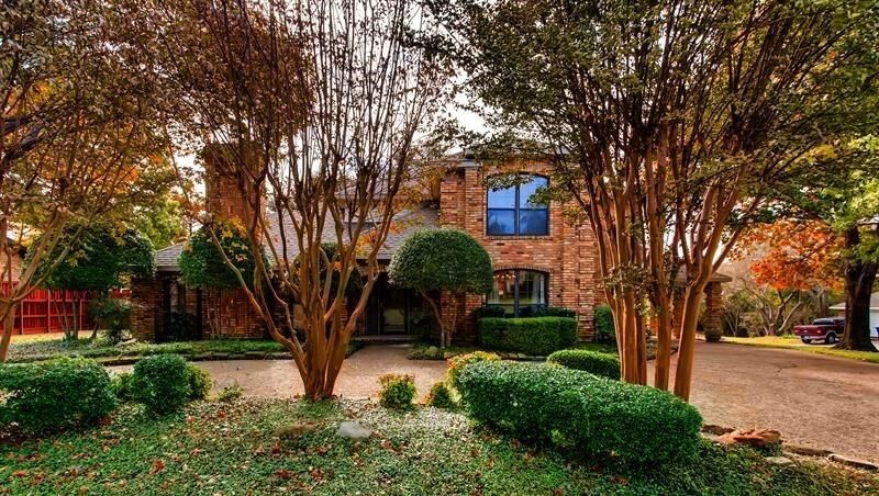 Property Photo:  12127 Larchgate Drive  TX 75243 
