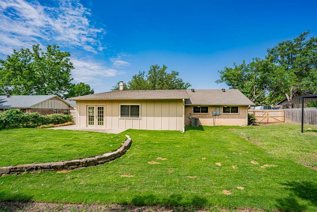 Property Photo:  5327 Mission Circle  TX 76049 