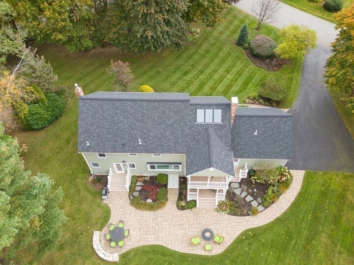 Property Photo:  1 Penacook Place  MA 01810 