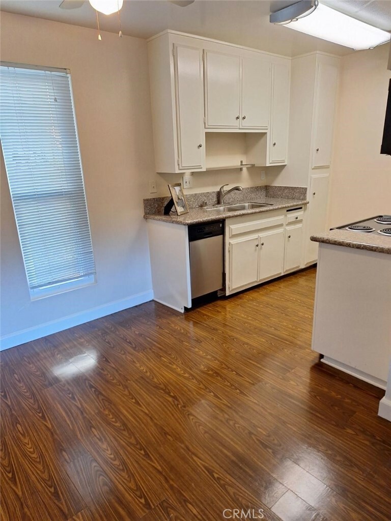 Property Photo:  1000 W Macarthur Boulevard 101  CA 92707 