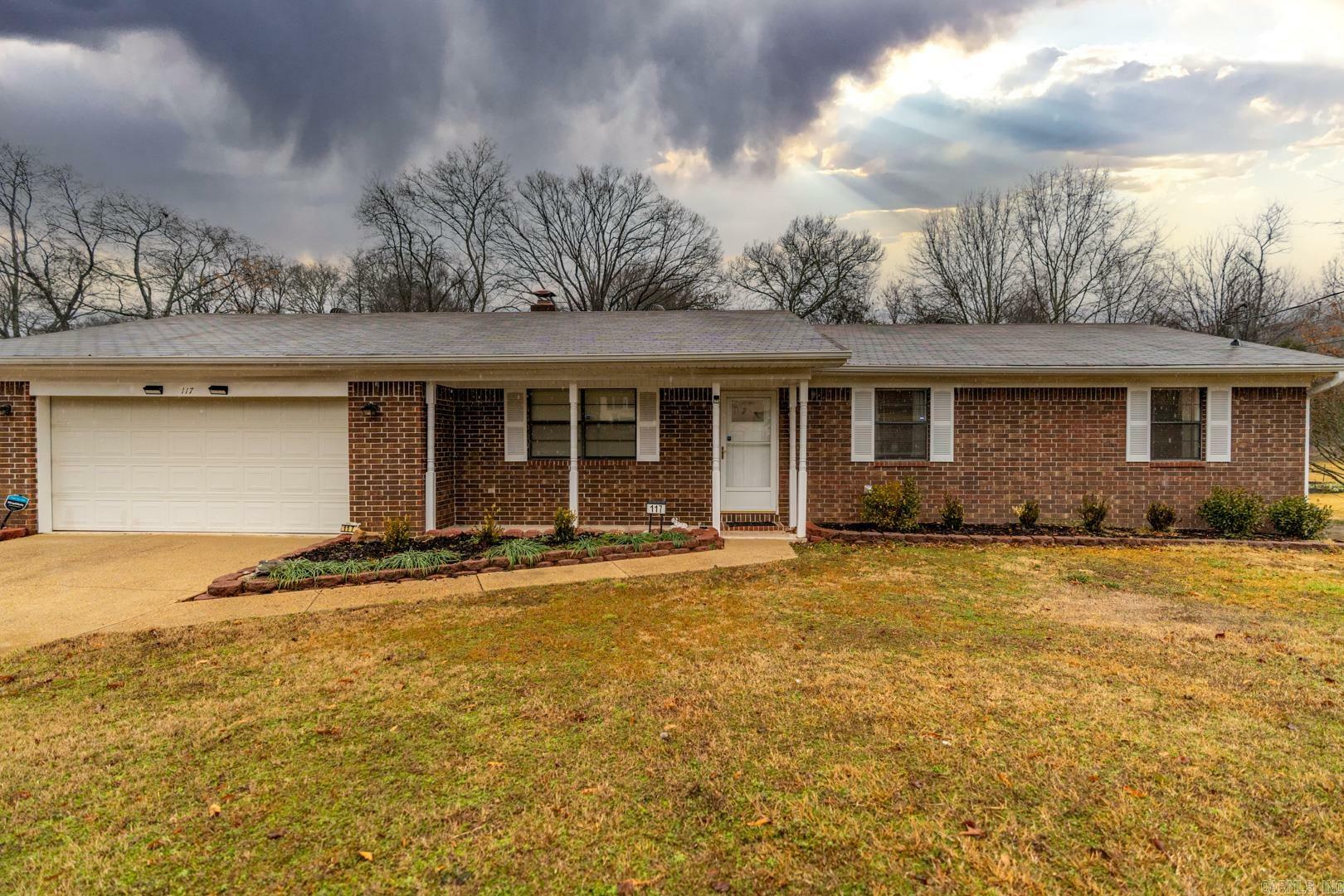 Property Photo: 117 Essex Street AR 71913