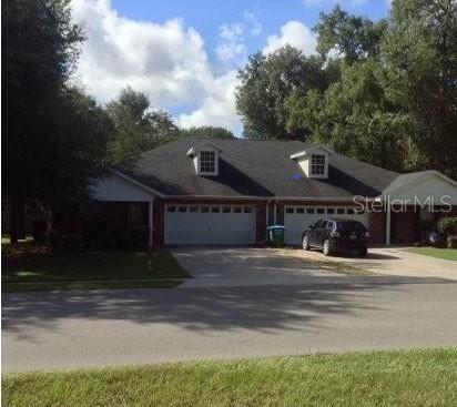 Property Photo: 25325-25327 SW 15th Avenue FL 32669
