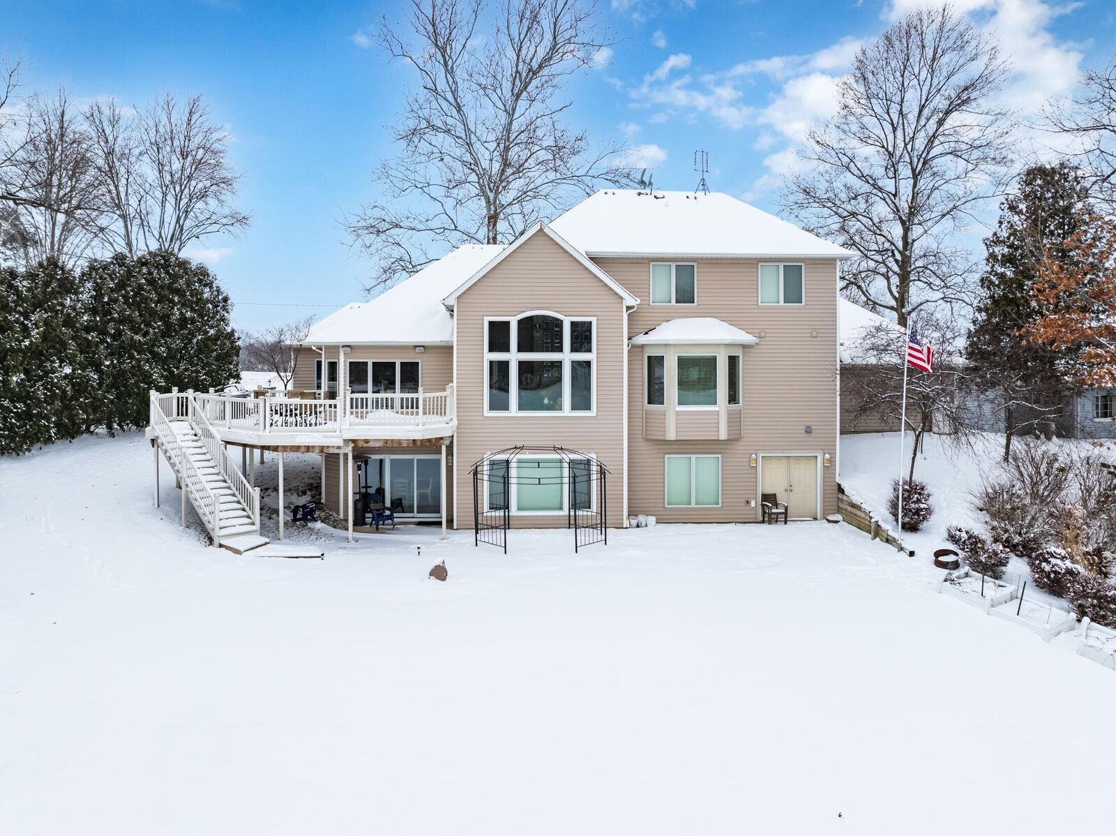 Property Photo:  727 Gilead Shores Drive  MI 49028 