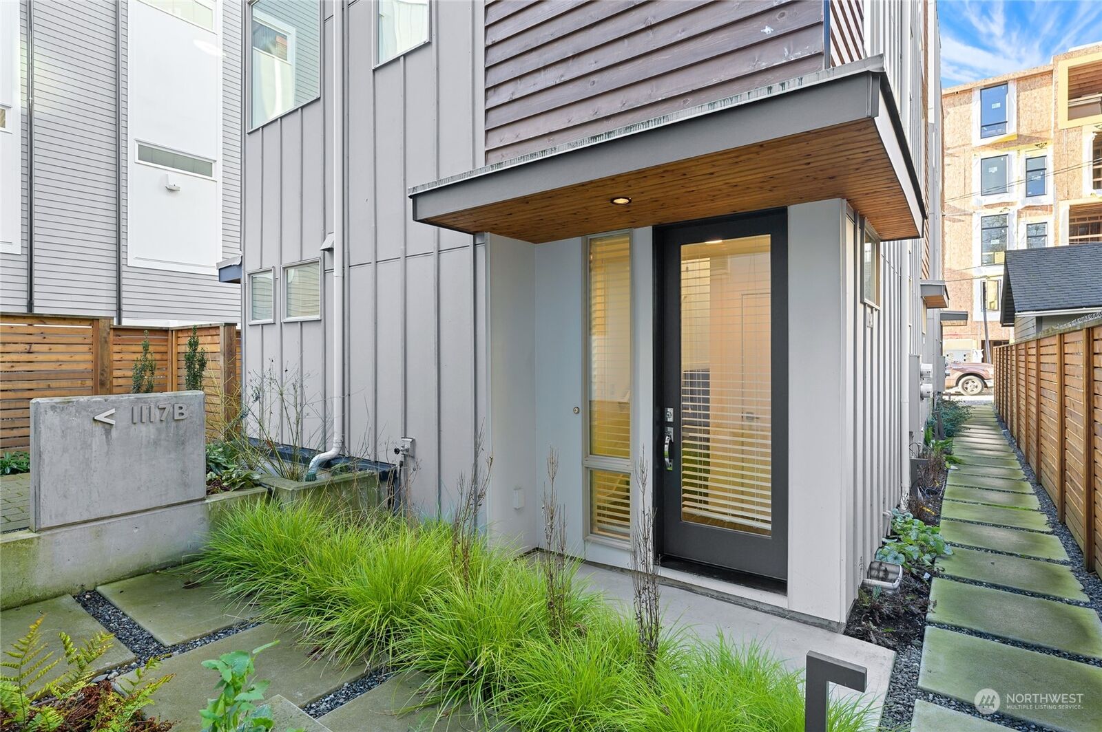 Property Photo: 1119 14th Avenue D WA 98122