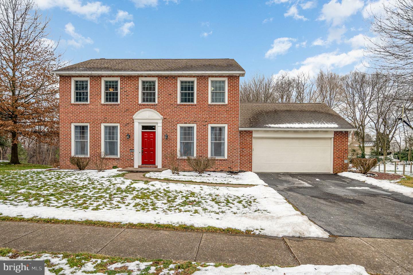906 Kent Drive  Mechanicsburg PA 17050 photo