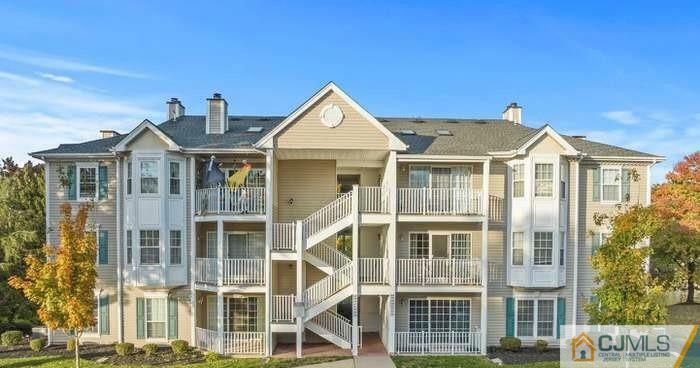 Property Photo: 330 Wimbeldon Court NJ 08902