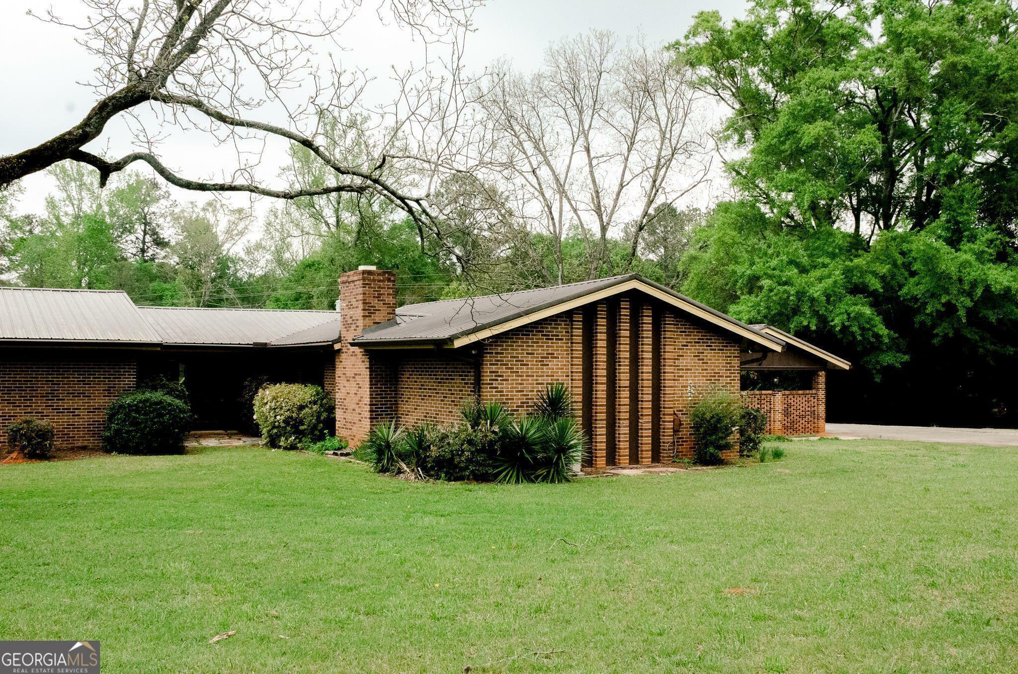 Property Photo:  2220 Lions Club Road  GA 30650 