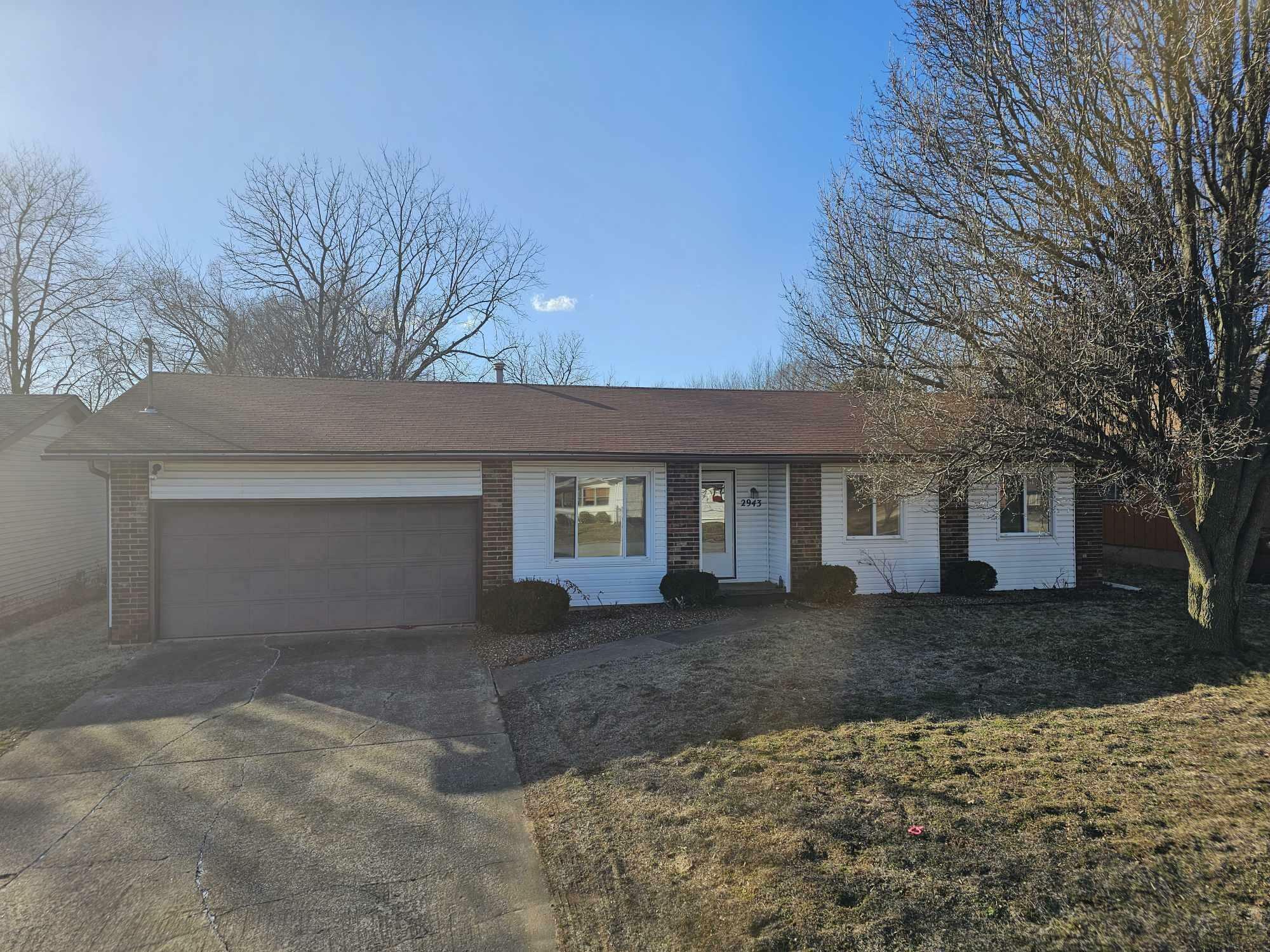 Property Photo:  2943 S Dayton Ave  MO 65807 