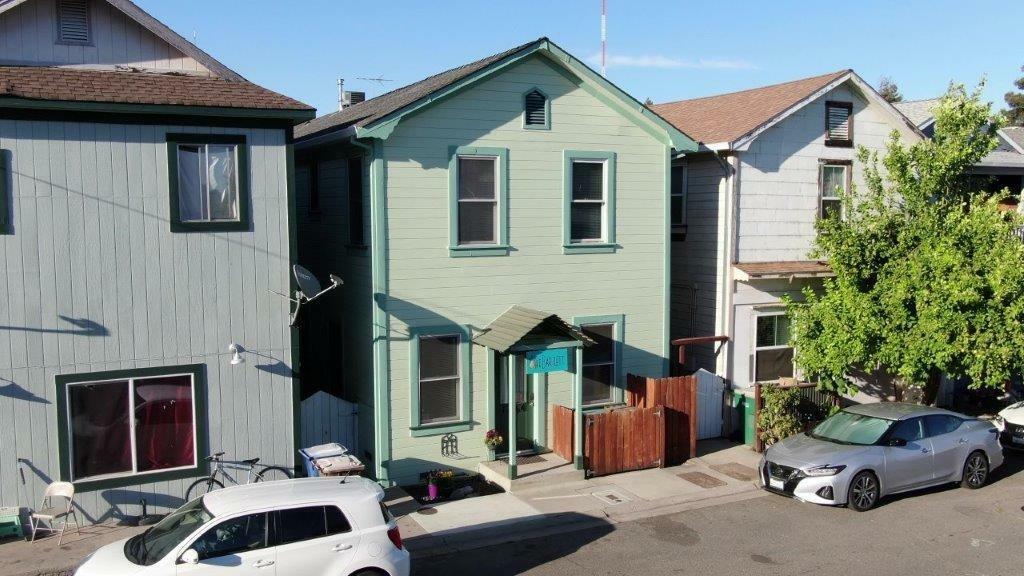 Property Photo:  1264 B Street  CA 95690 