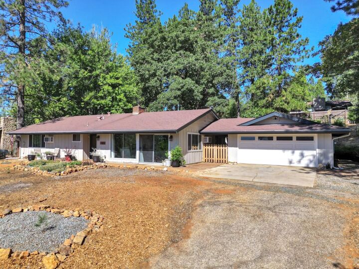 11806 Alta Sierra Drive  Grass Valley CA 95949 photo