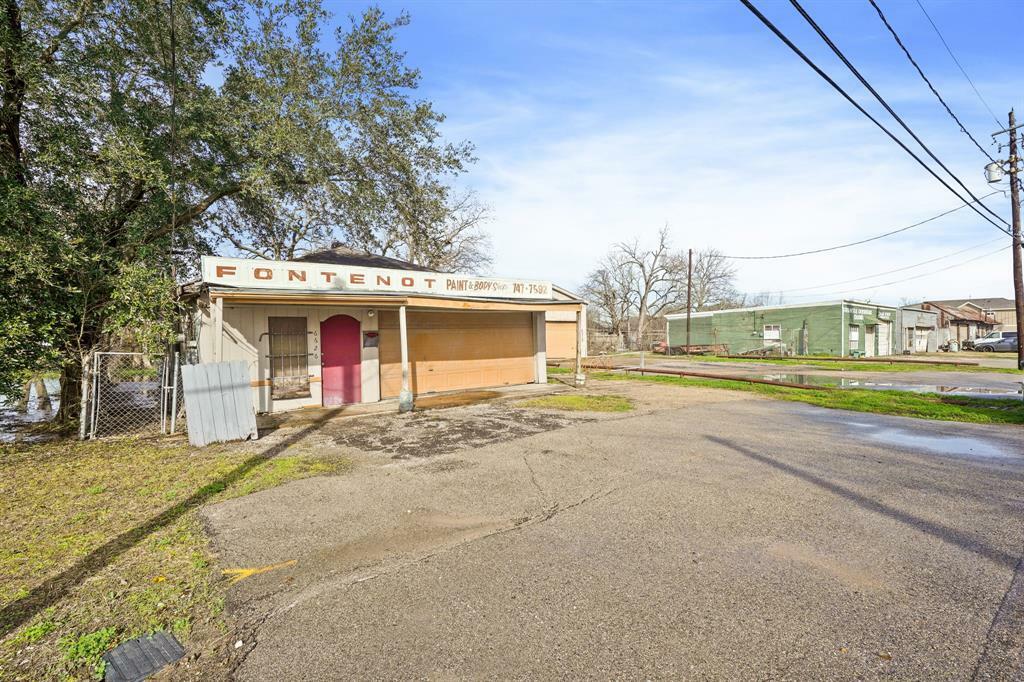 Property Photo:  6626 Calhoun Road  TX 77021 