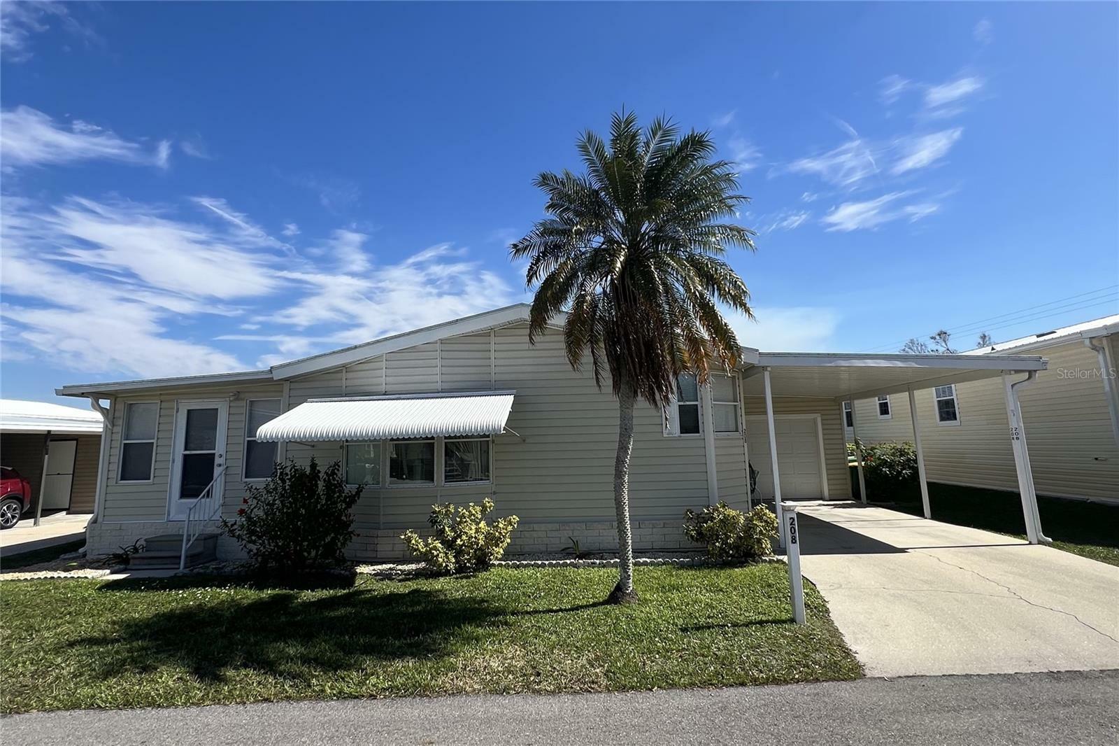 Property Photo:  208 Eagle  FL 33950 