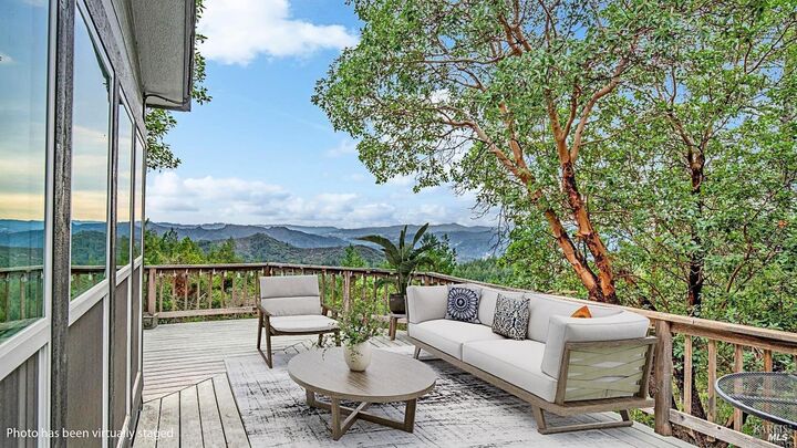 Property Photo:  505 McNair Road  CA 95425 